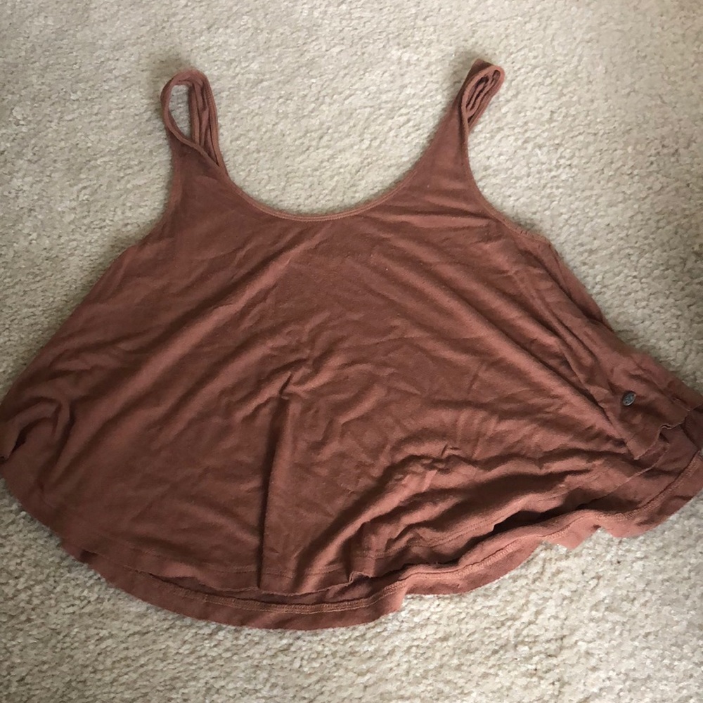 Flowy cropped tank